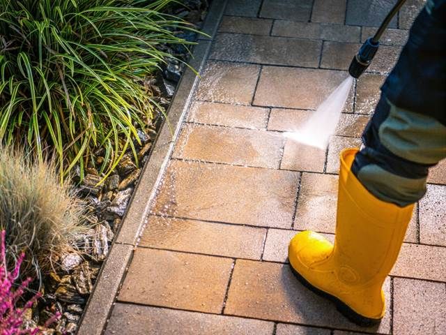 patio-cleaning-services-5-kireth-ai