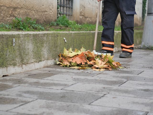patio-cleaning-services-7-kireth-ai
