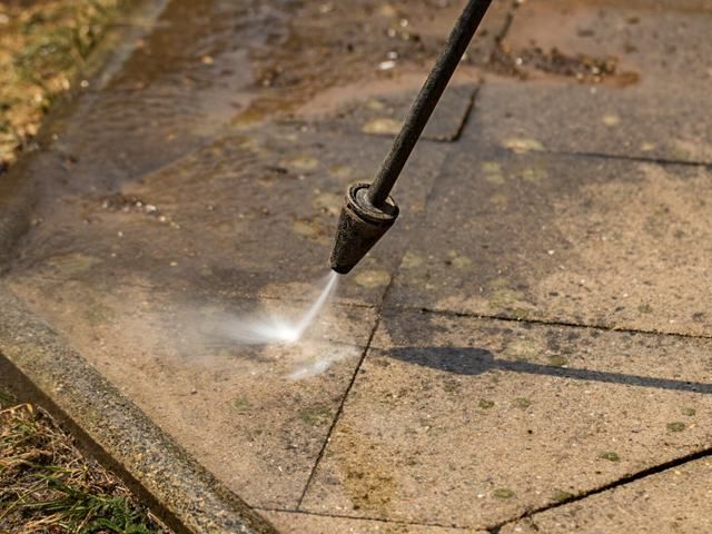 driveway-cleaning-services-13-kireth-ai